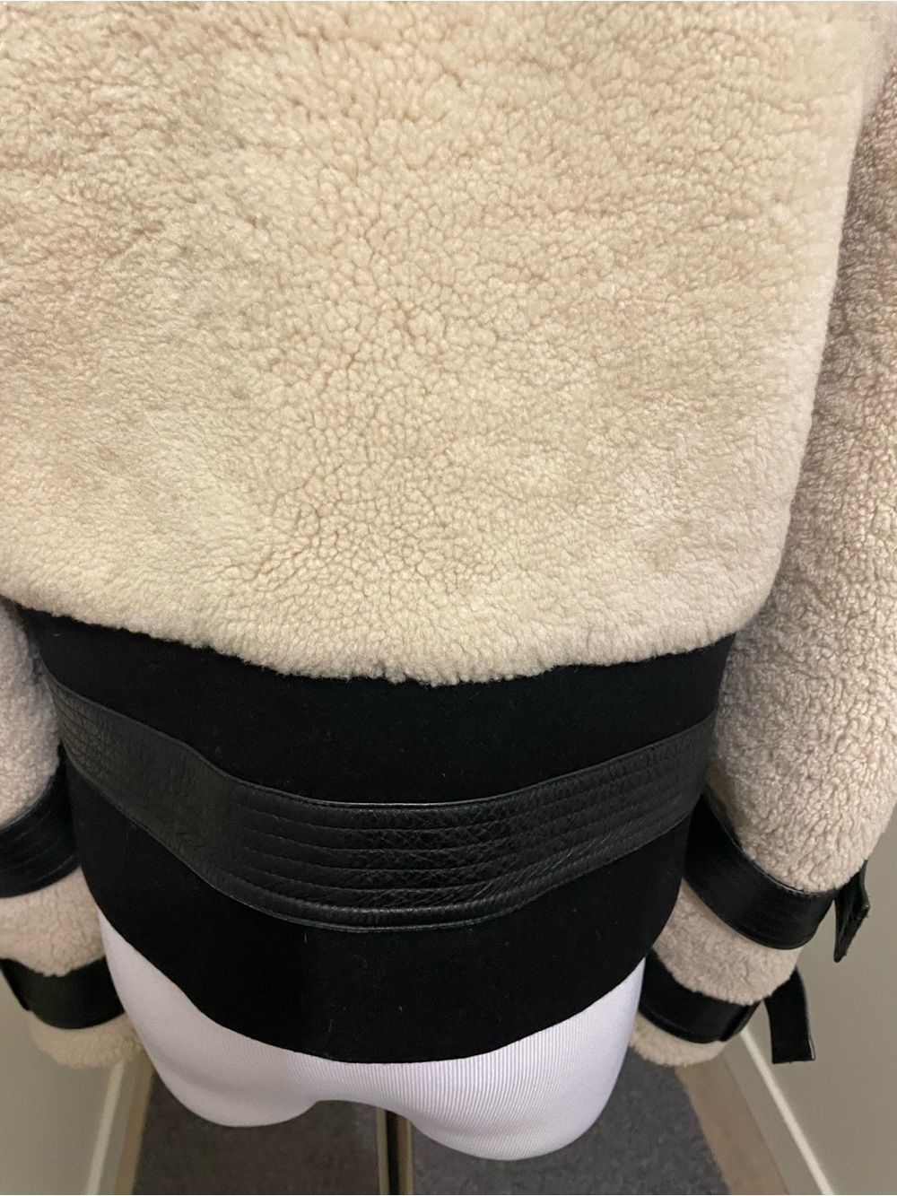 Gorgeous A.L.C. Cream and Black Faux Shearling Bomber Jacket - Picture 8 of 14